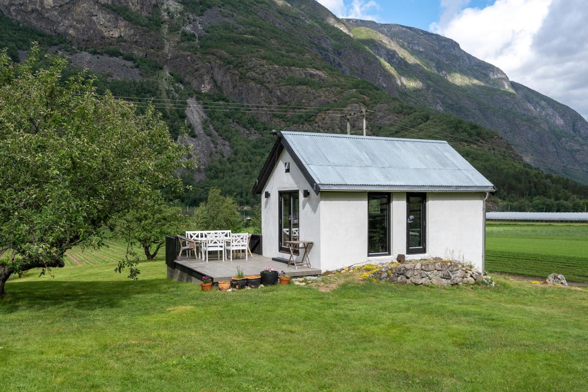Jordeplegarden Holiday Home - Part Of A Farm - Two Buildings - Close To Flam Lærdalsøyri Exteriör bild